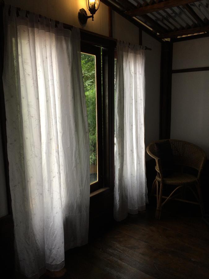 Pomelo Restaurant And Guesthouse - Fishermen & Tammarine Cottages Riverfront - Experience Nature, Culture And Adventure & Tailor-Made Tour Ban Khon Esterno foto